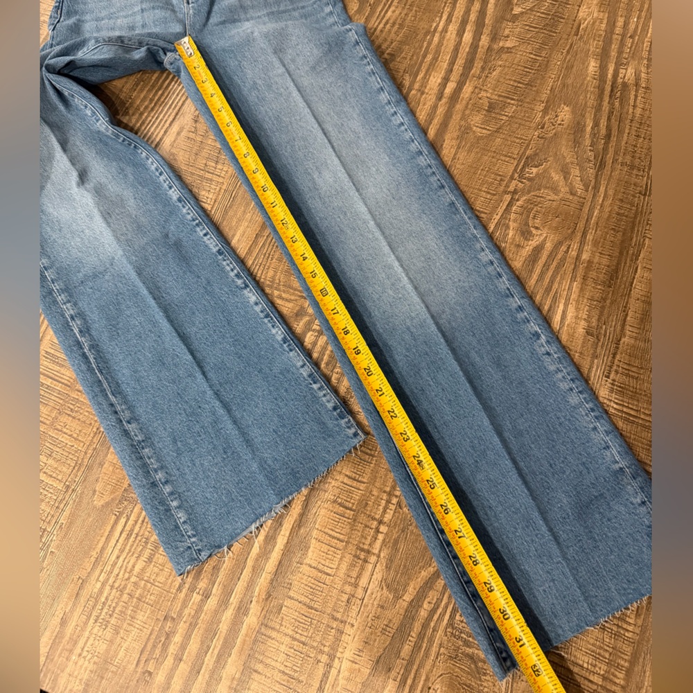 L’Agence Scotti High Rise Wide Leg Jeans in Calloway. - Picture 6 of 10